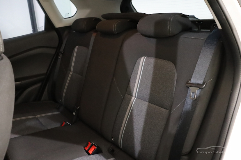 Foto do veículo CHEVROLET TRACKER 1.0 TURBO FLEX LT AUTOMÁTICO 2022 36.908 KM 96.990,00