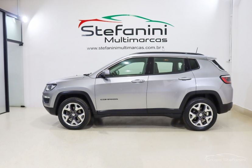 Foto do veículo JEEP COMPASS 2.0 16V DIESEL LONGITUDE 4X4 AUTOMÁTICO 2019 92.180 KM 107.990,00