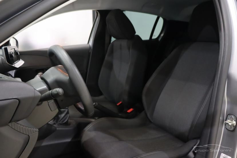 Foto do veículo PEUGEOT 208 1.0 FIREFLY FLEX LIKE MANUAL 2023 18.483 KM 63.990,00
