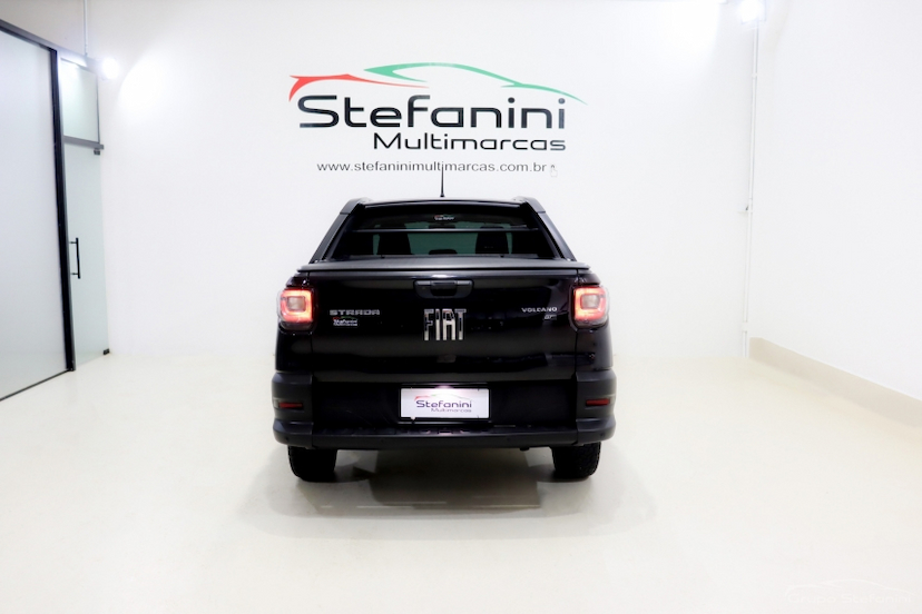 Foto do veículo FIAT STRADA 1.3 FIREFLY FLEX VOLCANO CD CVT 2023 64.824 KM 110.990,00