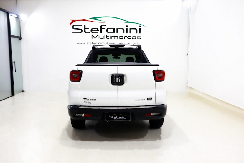 Foto do veículo FIAT TORO 2.0 16V TURBO DIESEL FREEDOM 4WD AT9 2022 82.257 KM 119.990,00