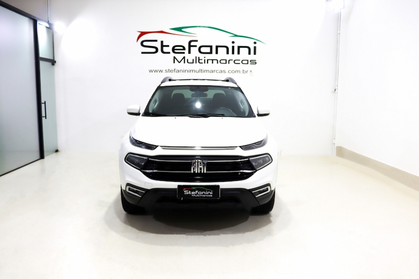 Foto do veículo FIAT TORO 2.0 16V TURBO DIESEL FREEDOM 4WD AT9 2022 82.257 KM 119.990,00