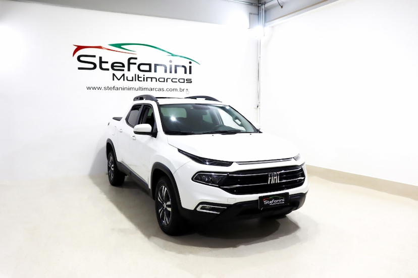 Foto do veículo FIAT TORO 2.0 16V TURBO DIESEL FREEDOM 4WD AT9 2022 82.257 KM 119.990,00