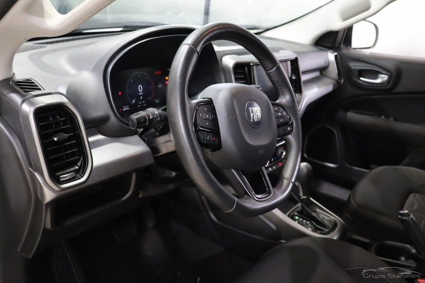 Foto do veículo FIAT TORO 2.0 16V TURBO DIESEL FREEDOM 4WD AT9 2022 82.257 KM 119.990,00