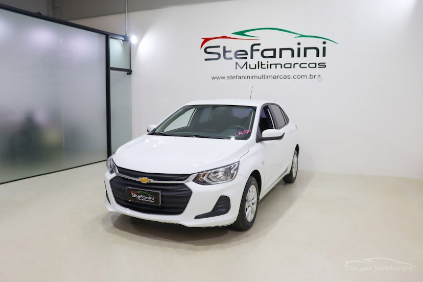 Foto do veículo CHEVROLET ONIX 1.0 FLEX LT MANUAL 2023 77.969 KM 68.990,00