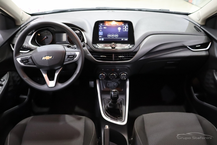 Foto do veículo CHEVROLET ONIX 1.0 FLEX LT MANUAL 2023 77.969 KM 68.990,00