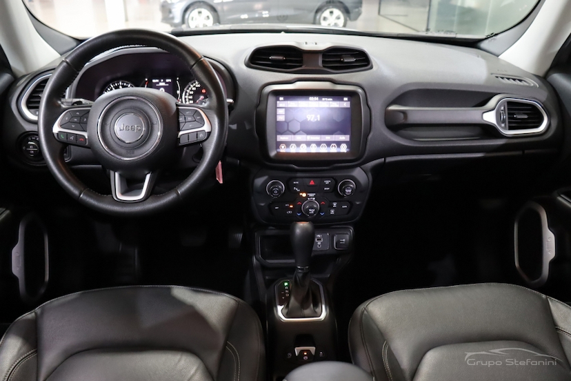 Foto do veículo JEEP RENEGADE 1.8 16V FLEX LONGITUDE 4P AUTOMÁTICO 2021 51.164 KM 87.990,00