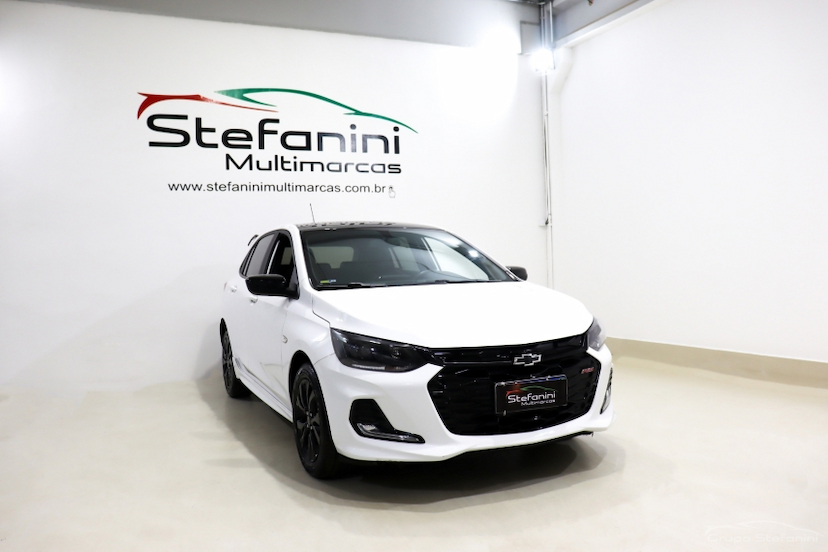 Foto do veículo CHEVROLET ONIX 1.0 TURBO FLEX RS AUTOMÁTICO 2024 45.520 KM 97.990,00