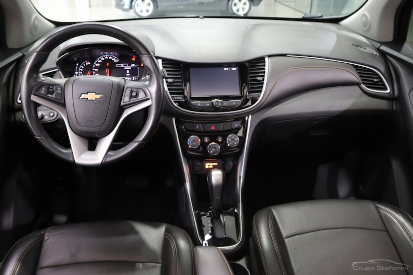 Foto do veículo CHEVROLET TRACKER 1.4 16V TURBO FLEX PREMIER AUTOMÁTICO 2019 72.942 KM 88.990,00