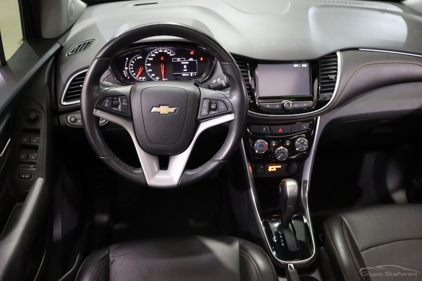 Foto do veículo CHEVROLET TRACKER 1.4 16V TURBO FLEX PREMIER AUTOMÁTICO 2019 72.942 KM 88.990,00