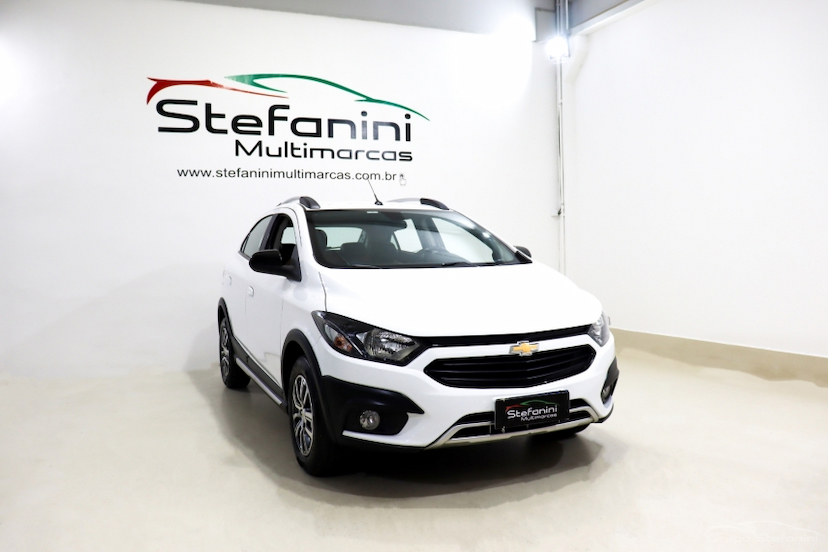 Foto do veículo CHEVROLET ONIX 1.4 MPFI ACTIV 8V FLEX 4P AUTOMÁTICO 2018 82.820 KM 66.990,00
