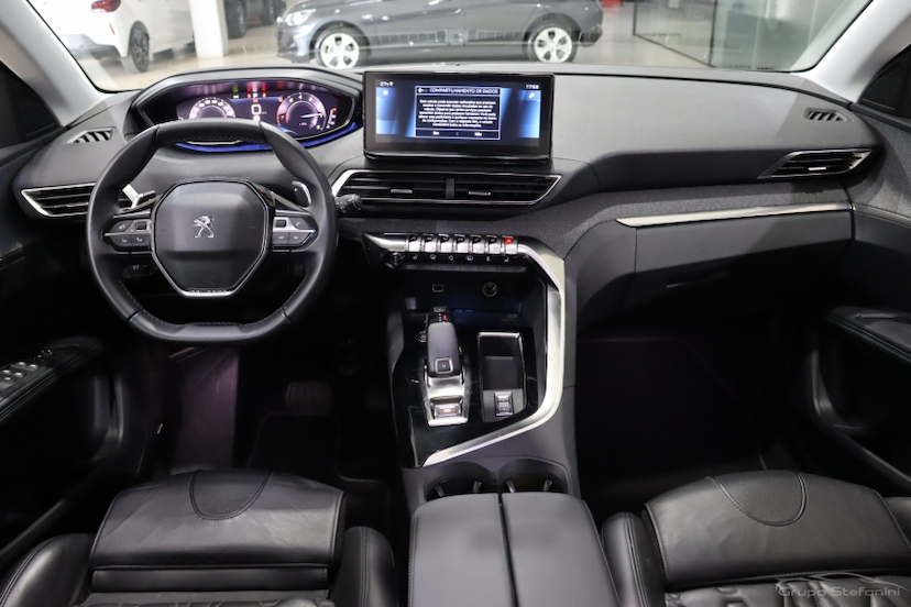 Foto do veículo PEUGEOT 3008 1.6 16V THP GASOLINA GRIFFE AUTOMÁTICO 2023 23.746 KM 171.990,00