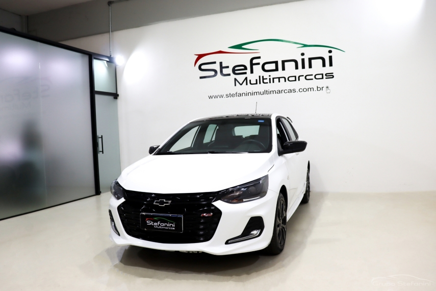 Foto do veículo CHEVROLET ONIX 1.0 TURBO FLEX RS AUTOMÁTICO 2022/2023 46.804 KM R$ 87.990,00