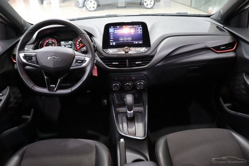 Foto do veículo CHEVROLET ONIX 1.0 TURBO FLEX RS AUTOMÁTICO 2023 46.804 KM 87.990,00