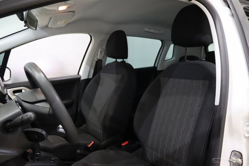 Foto do veículo PEUGEOT 2008 1.6 16V FLEX ALLURE PACK 4P AUTOMÁTICO 2022 48.617 KM 72.990,00