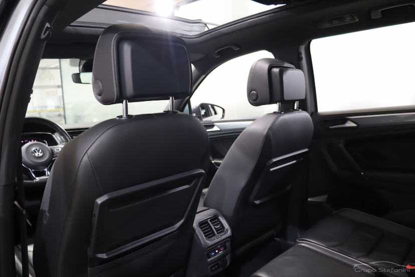 Foto do veículo VOLKSWAGEN TIGUAN 2.0 350 TSI GASOLINA ALLSPACE R-LINE 4MOTION DSG 2020 93.956 KM 160.990,00