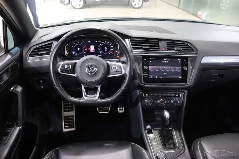 Foto do veículo VOLKSWAGEN TIGUAN 2.0 350 TSI GASOLINA ALLSPACE R-LINE 4MOTION DSG 2020 93.956 KM 160.990,00