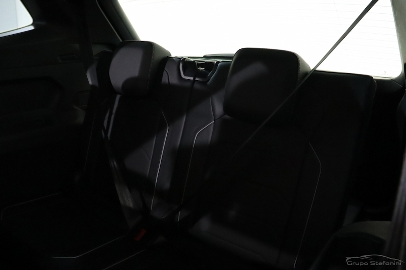Foto do veículo VOLKSWAGEN TIGUAN 2.0 350 TSI GASOLINA ALLSPACE R-LINE 4MOTION DSG 2020 93.956 KM 160.990,00