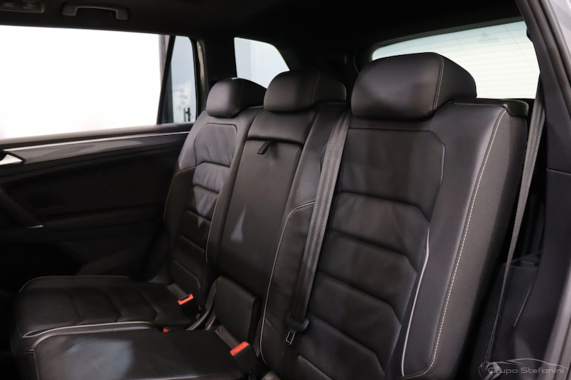 Foto do veículo VOLKSWAGEN TIGUAN 2.0 350 TSI GASOLINA ALLSPACE R-LINE 4MOTION DSG 2020 93.956 KM 160.990,00
