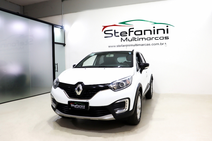 Foto do veículo RENAULT CAPTUR 1.6 16V SCE FLEX ZEN X-TRONIC 2018 84.792 KM 67.990,00