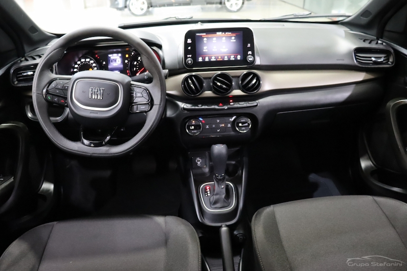 Foto do veículo FIAT ARGO 1.3 FIREFLY FLEX DRIVE CVT 2025 11.104 KM 91.990,00