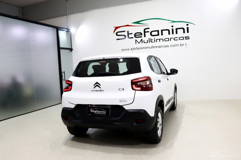 Foto do veículo CITROËN C3 1.0 FIREFLY FLEX LIVE PACK MANUAL 2023 76.905 KM 61.990,00