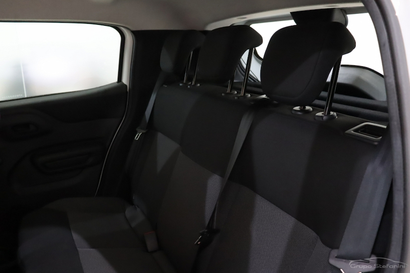 Foto do veículo CITROËN C3 1.0 FIREFLY FLEX LIVE PACK MANUAL 2023 76.905 KM 61.990,00