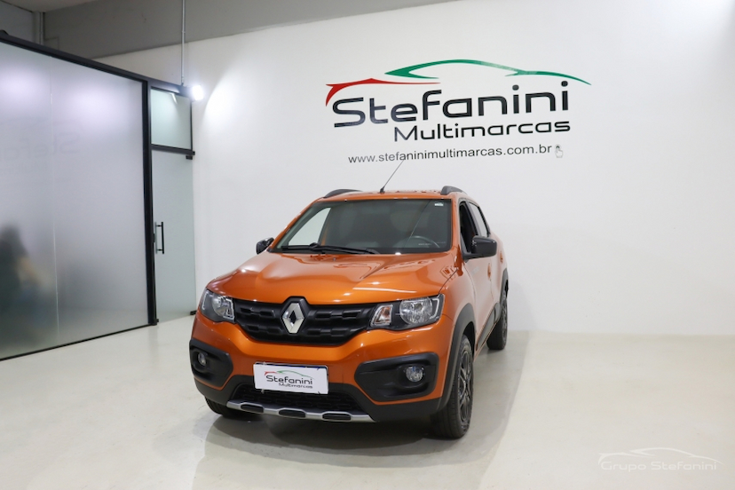 Foto do veículo RENAULT KWID 1.0 12V SCE FLEX OUTSIDER MANUAL 2022 93.289 KM 49.990,00