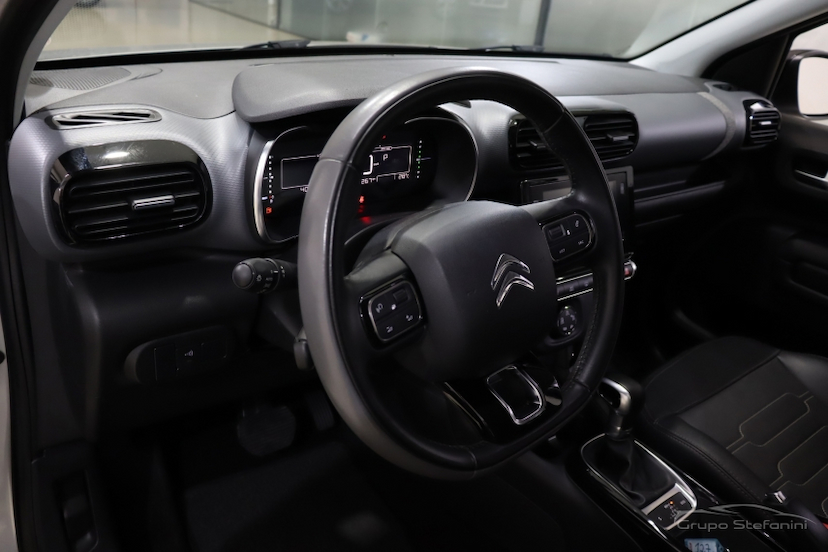 Foto do veículo CITROËN C4 CACTUS 1.6 THP FLEX SHINE EAT6 2019 55.267 KM 79.990,00