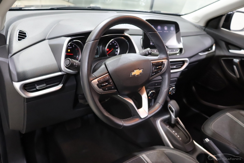 Foto do veículo CHEVROLET TRACKER 1.0 TURBO FLEX LTZ AUTOMÁTICO 2023 31.071 KM 108.990,00