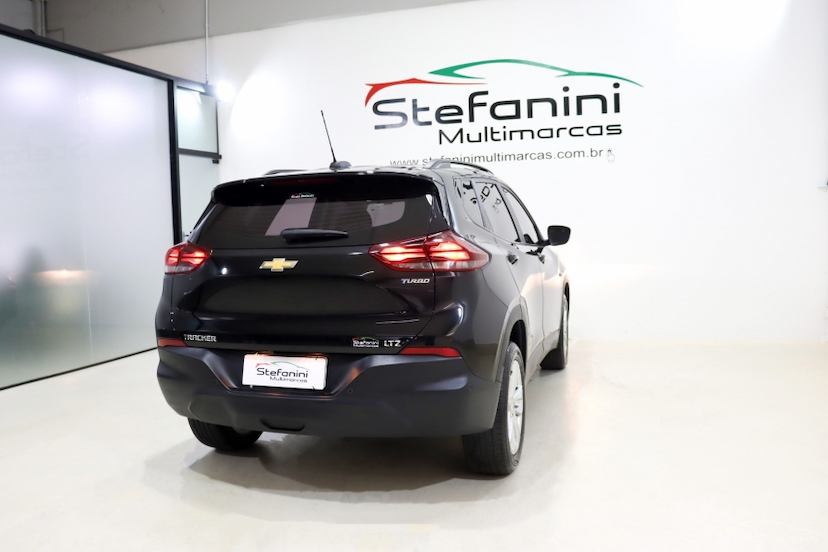 Foto do veículo CHEVROLET TRACKER 1.0 TURBO FLEX LTZ AUTOMÁTICO 2023 31.071 KM 108.990,00