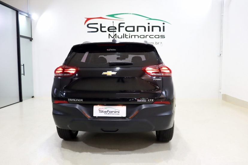 Foto do veículo CHEVROLET TRACKER 1.0 TURBO FLEX LTZ AUTOMÁTICO 2023 31.071 KM 108.990,00