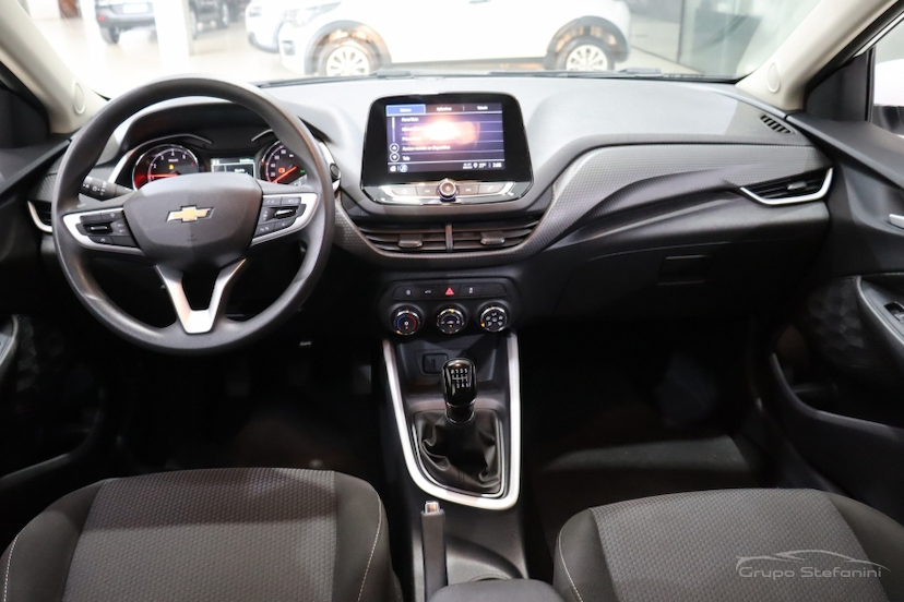 Foto do veículo CHEVROLET ONIX 1.0 TURBO FLEX PLUS LTZ MANUAL 2023 54.600 KM 74.990,00