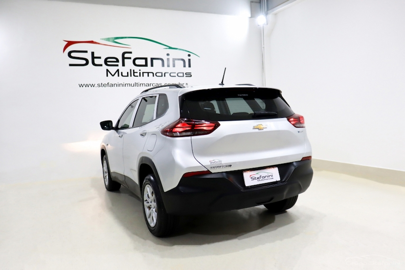 Foto do veículo CHEVROLET TRACKER 1.0 TURBO FLEX AUTOMÁTICO 2023 81.947 KM 93.890,00