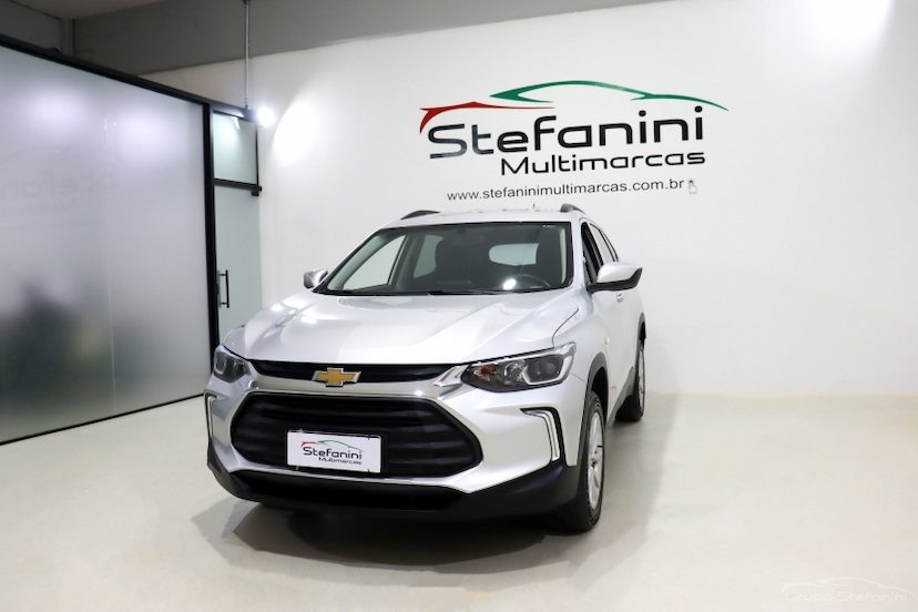 Foto do veículo CHEVROLET TRACKER 1.0 TURBO FLEX AUTOMÁTICO 2023 81.947 KM 93.890,00