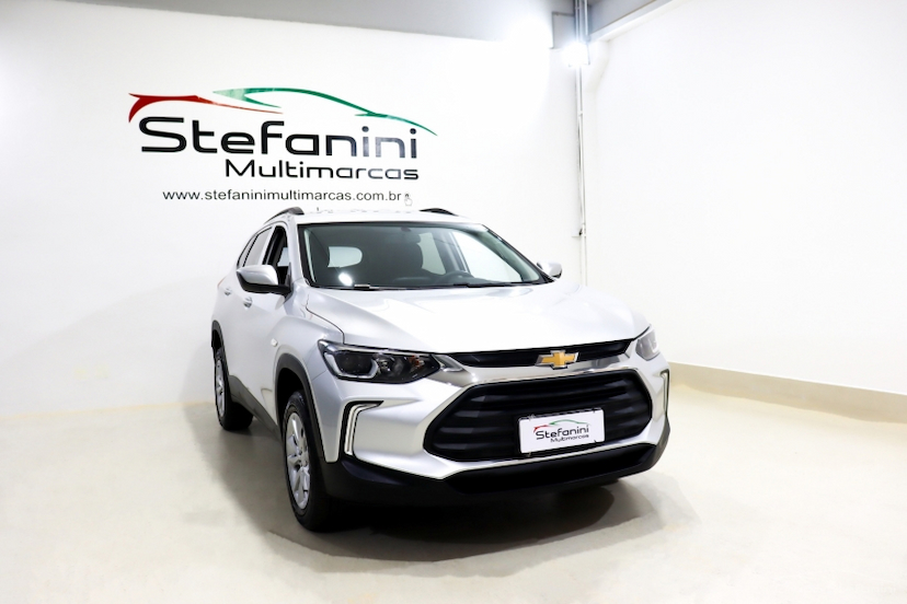 Foto do veículo CHEVROLET TRACKER 1.0 TURBO FLEX AUTOMÁTICO 2023 81.947 KM 93.890,00