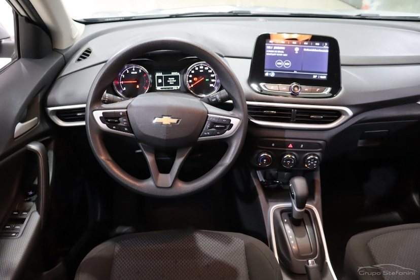 Foto do veículo CHEVROLET TRACKER 1.0 TURBO FLEX AUTOMÁTICO 2023 81.947 KM 93.890,00