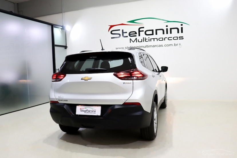 Foto do veículo CHEVROLET TRACKER 1.0 TURBO FLEX AUTOMÁTICO 2023 81.947 KM 93.890,00