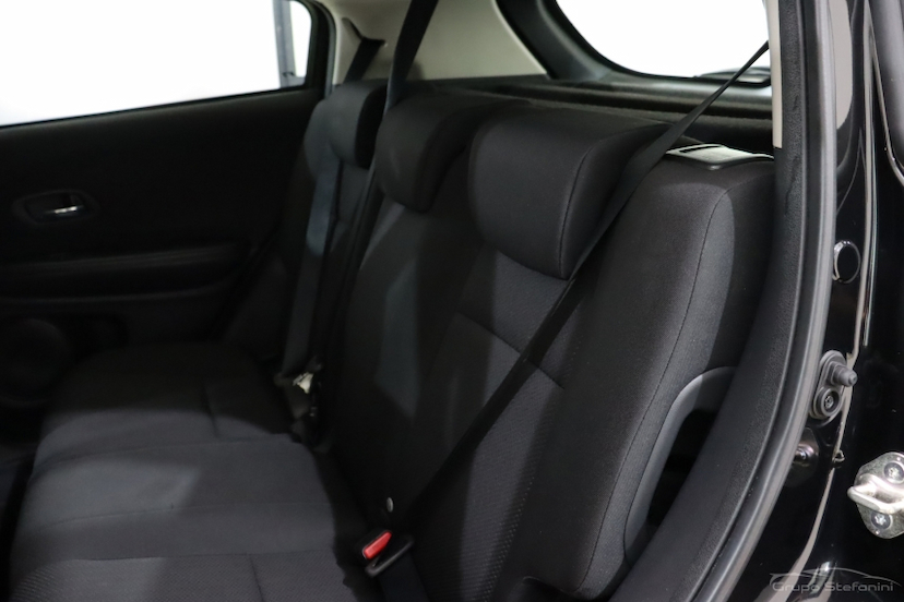 Foto do veículo HONDA HR-V 1.8 16V FLEX EX 4P AUTOMÁTICO 2016 65.785 KM 99.990,00