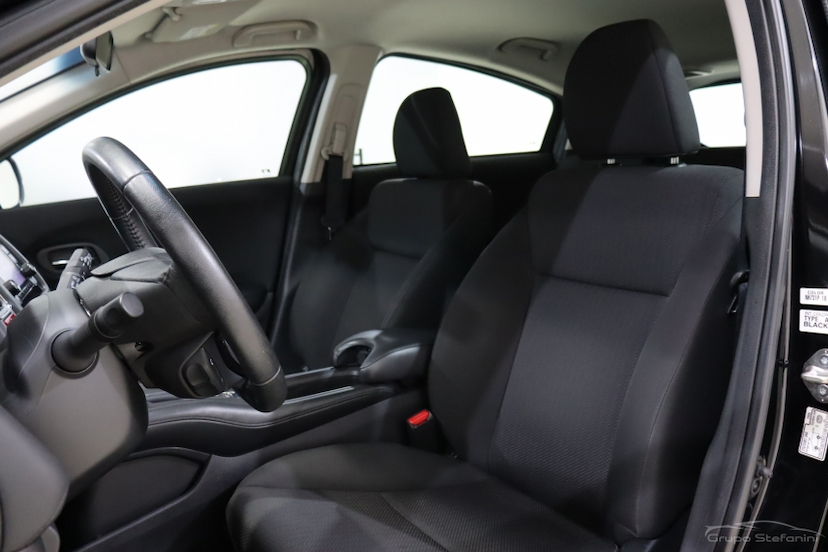Foto do veículo HONDA HR-V 1.8 16V FLEX EX 4P AUTOMÁTICO 2016 65.785 KM 99.990,00