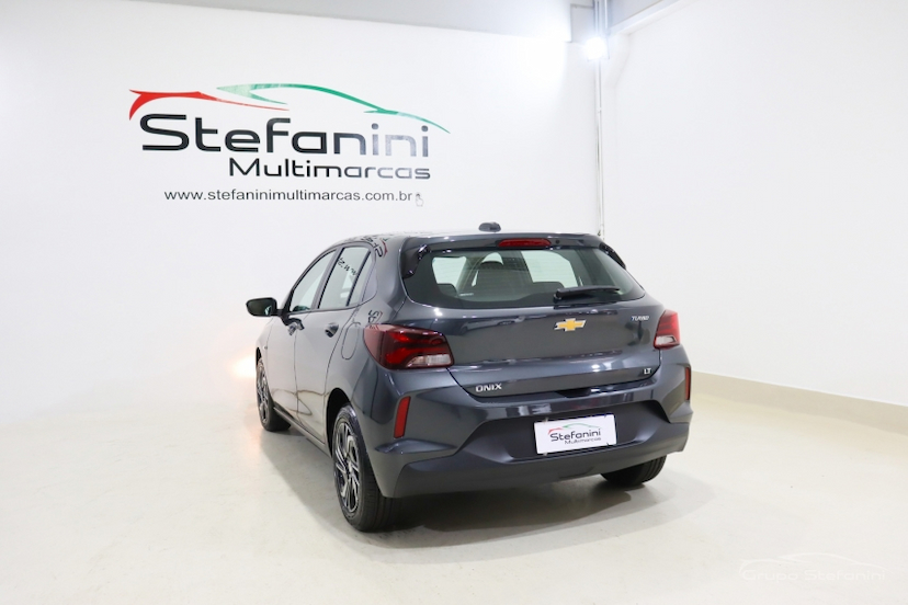 Foto do veículo CHEVROLET ONIX 1.0 TURBO FLEX LT AUTOMÁTICO 2024 101 KM 91.990,00