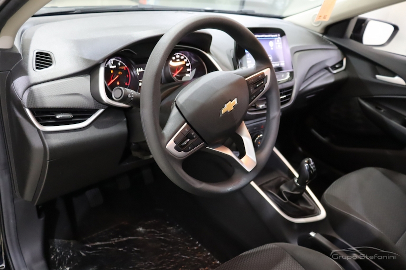 Foto do veículo CHEVROLET ONIX 1.0 TURBO FLEX PLUS LT MANUAL 2024 101 KM 92.990,00