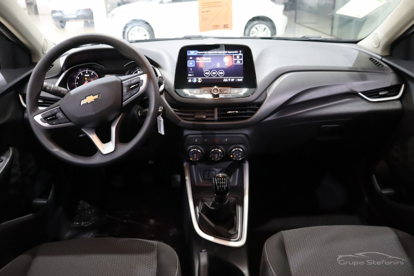 Foto do veículo CHEVROLET ONIX 1.0 TURBO FLEX PLUS LT MANUAL 2024 101 KM 92.990,00