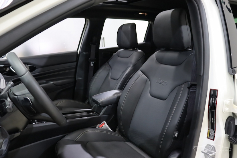 Foto do veículo JEEP COMPASS 1.3 T270 TURBO FLEX S AT6 2024 72.052 KM 194.990,00