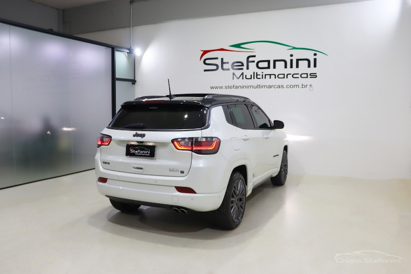 Foto do veículo JEEP COMPASS 1.3 T270 TURBO FLEX S AT6 2024 72.052 KM 194.990,00