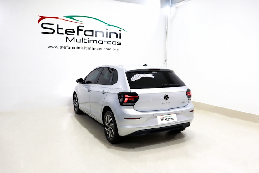 Foto do veículo VOLKSWAGEN POLO 1.0 170 TSI HIGHLINE AUTOMÁTICO 2024 31.523 KM 103.990,00