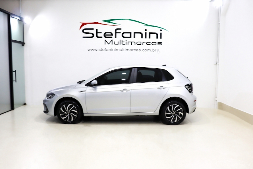 Foto do veículo VOLKSWAGEN POLO 1.0 170 TSI HIGHLINE AUTOMÁTICO 2024 31.523 KM 103.990,00