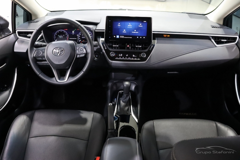 Foto do veículo TOYOTA COROLLA 2.0 VVT-IE FLEX XEI DIRECT SHIFT 2024 15.175 KM 147.990,00