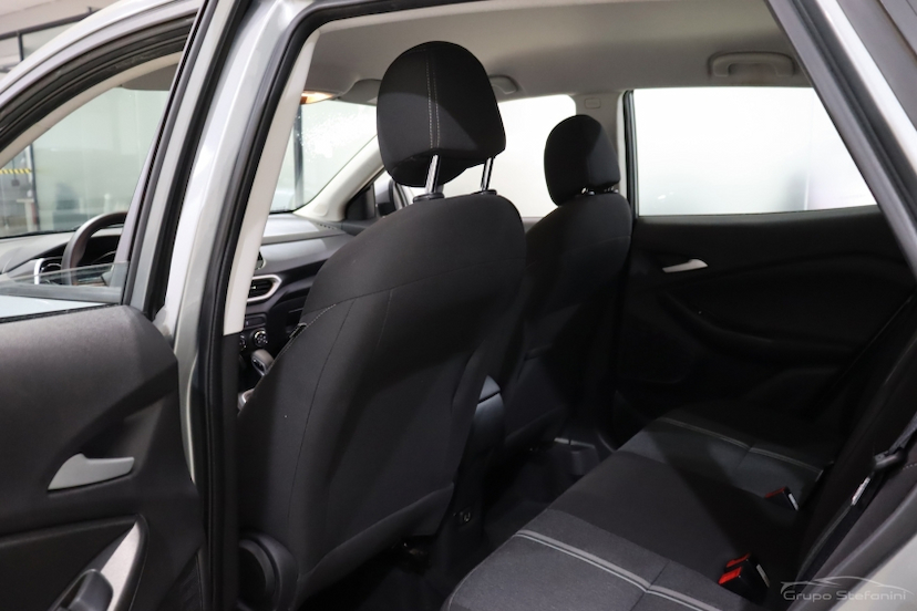 Foto do veículo CHEVROLET TRACKER 1.0 TURBO FLEX LT AUTOMÁTICO 2024 29.068 KM 108.990,00