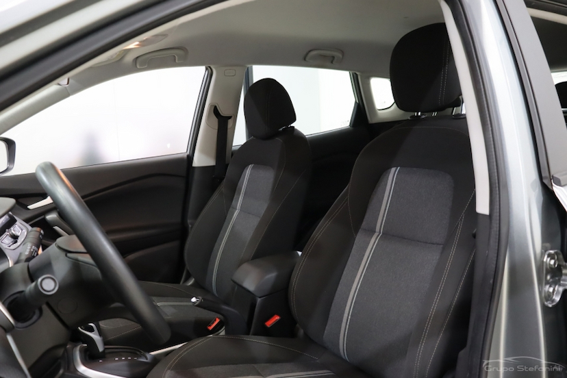 Foto do veículo CHEVROLET TRACKER 1.0 TURBO FLEX LT AUTOMÁTICO 2024 29.068 KM 108.990,00